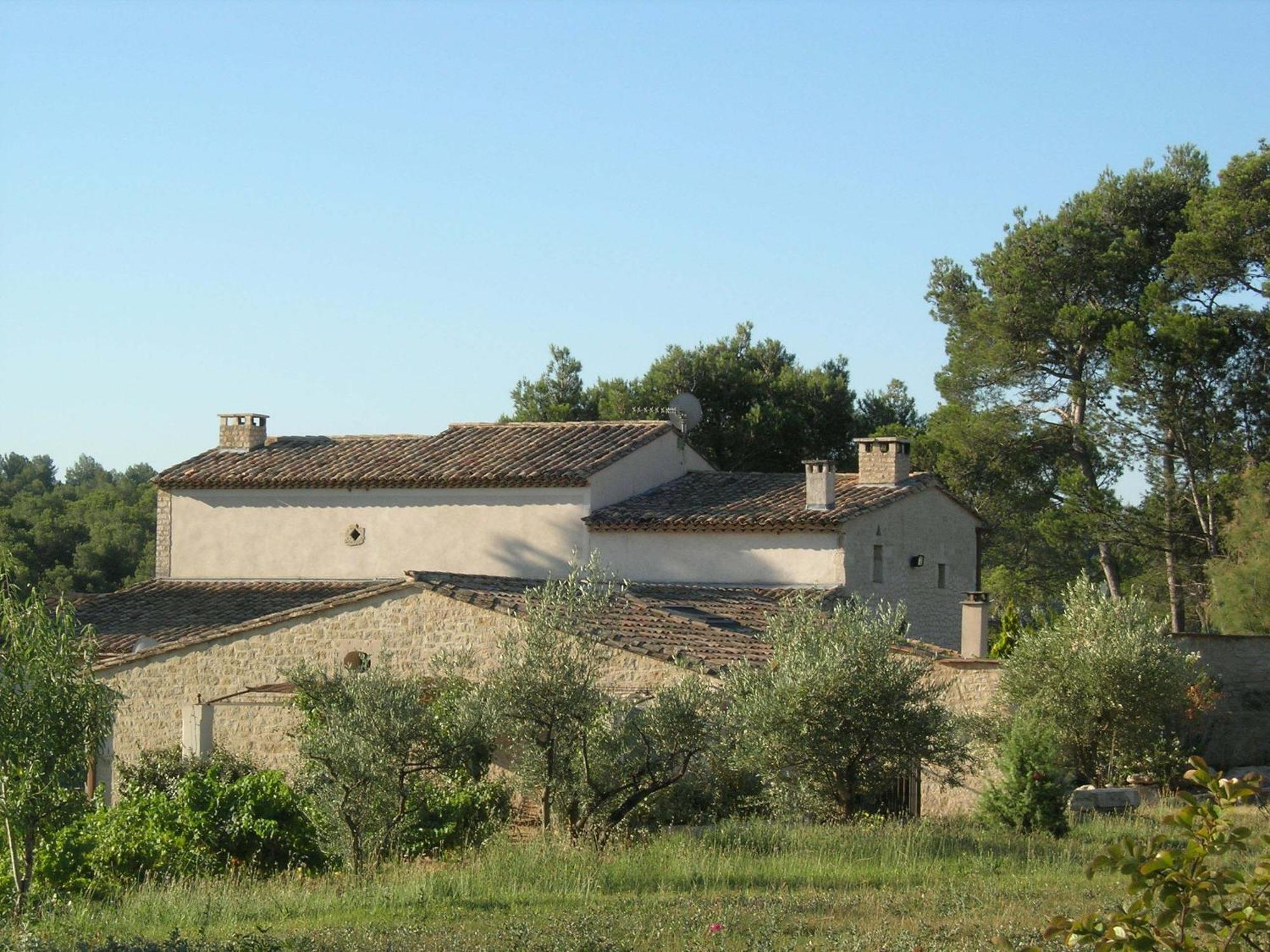 Le Mazet De La Dame Bed and Breakfast Barbentane Εξωτερικό φωτογραφία