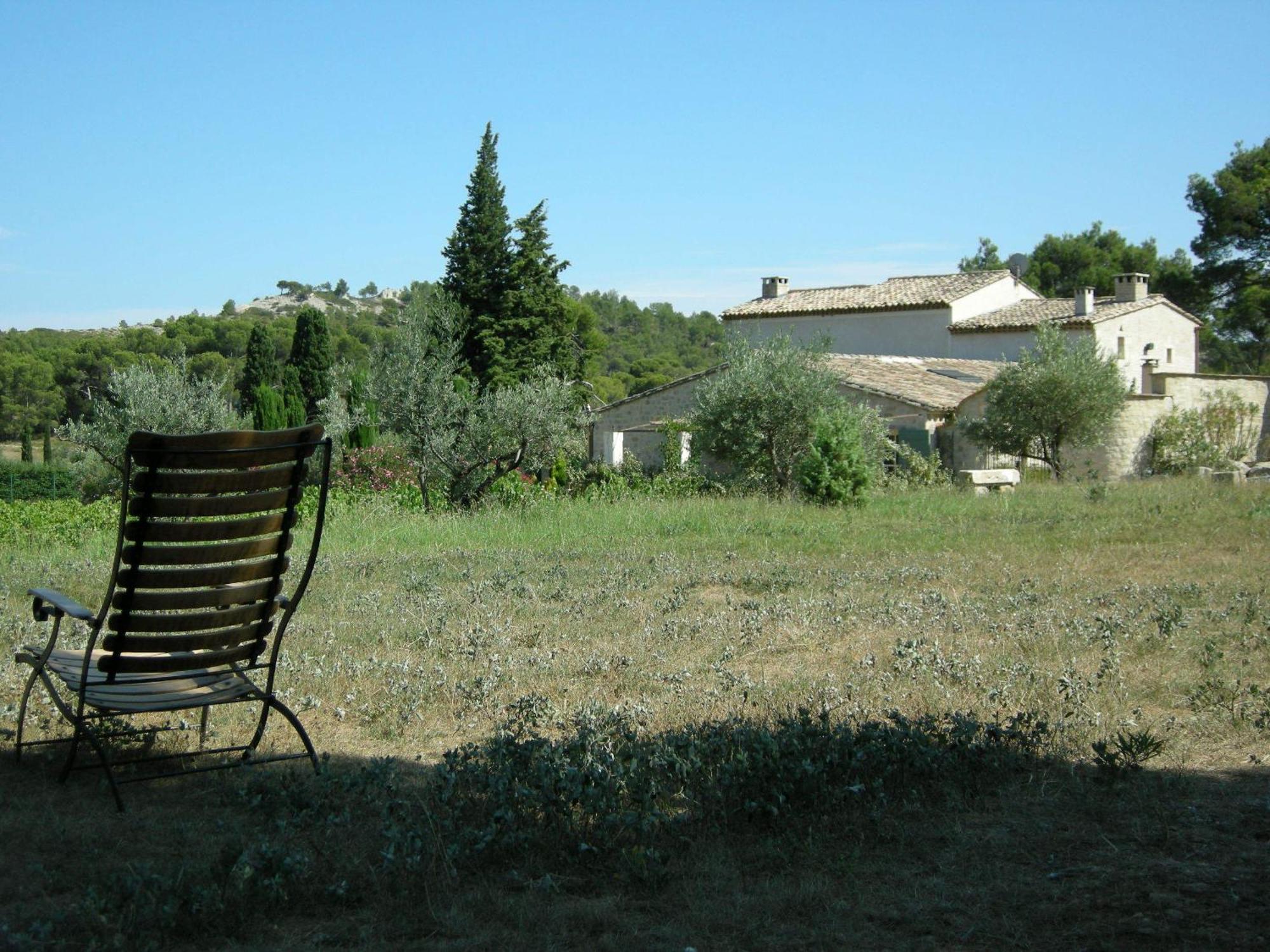 Le Mazet De La Dame Bed and Breakfast Barbentane Εξωτερικό φωτογραφία